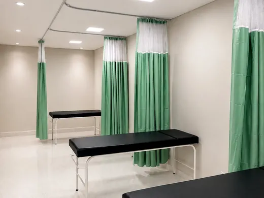 Biombo Triplo Hospitalar